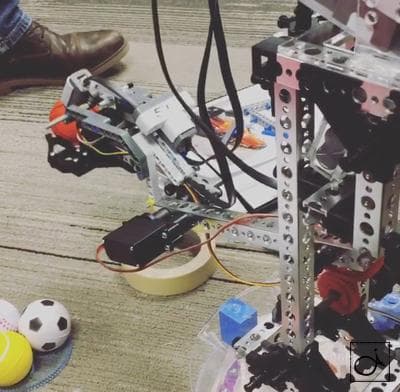 LEGO Robotic Arm - 1