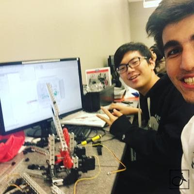 LEGO Robotic Arm - 4